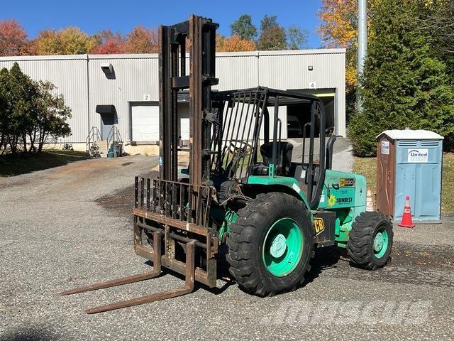 JCB 930 Arazi tipi forklift