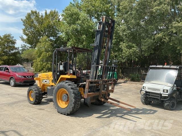 JCB 930 Arazi tipi forklift