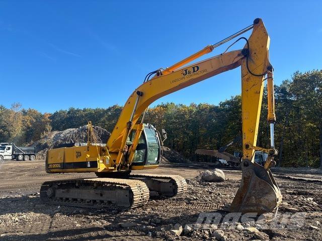 JCB JS200L Paletli ekskavatörler