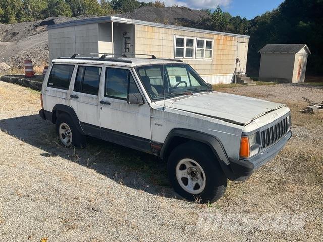 Jeep Cherokee Otomobiller