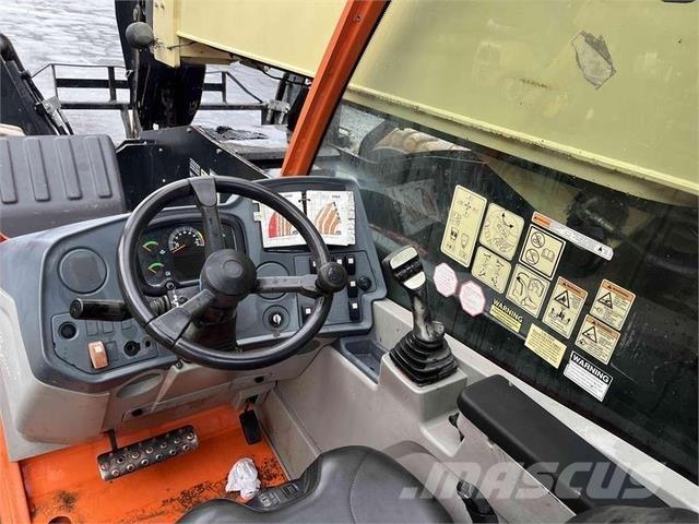 JLG 1055 Teleskopik yükleyiciler