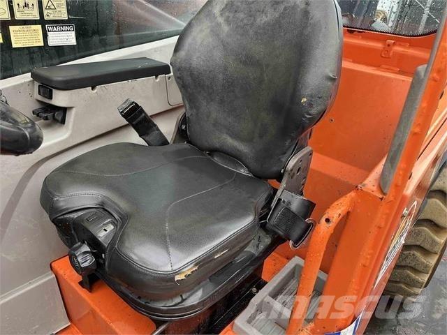JLG 1055 Teleskopik yükleyiciler