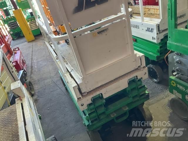 JLG 1930ES Makasli platformlar