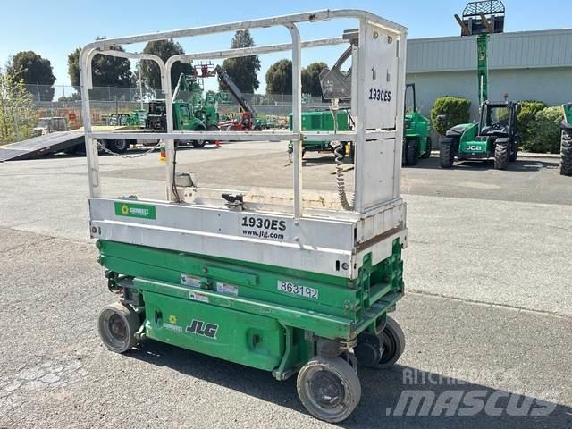 JLG 1930ES Makasli platformlar
