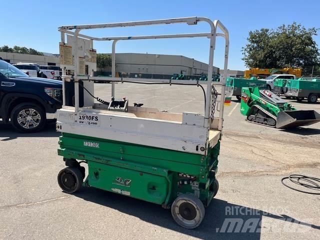 JLG 1930ES Makasli platformlar