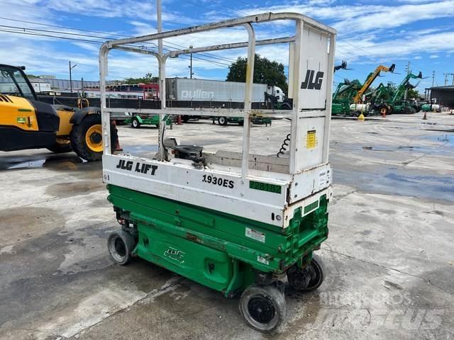JLG 1930ES Makasli platformlar