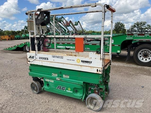 JLG 1930ES Makasli platformlar