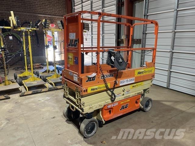 JLG 1930ES Makasli platformlar
