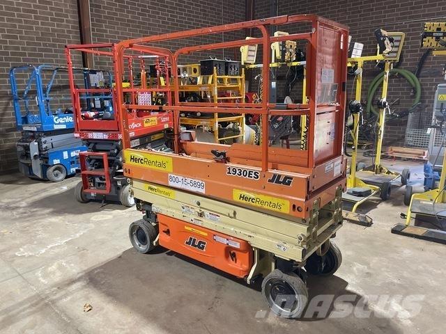 JLG 1930ES Makasli platformlar