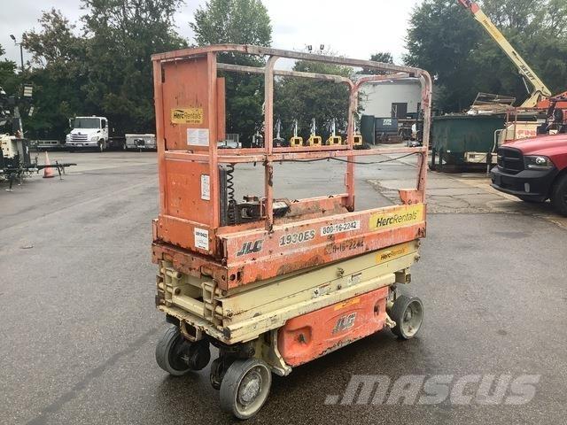 JLG 1930ES Makasli platformlar