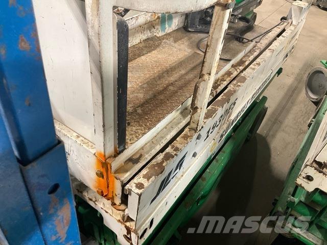 JLG 1930ES Makasli platformlar
