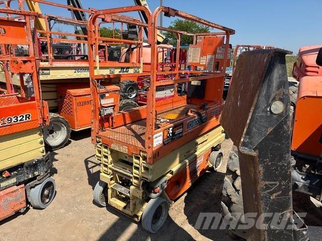 JLG 1930ES Makasli platformlar