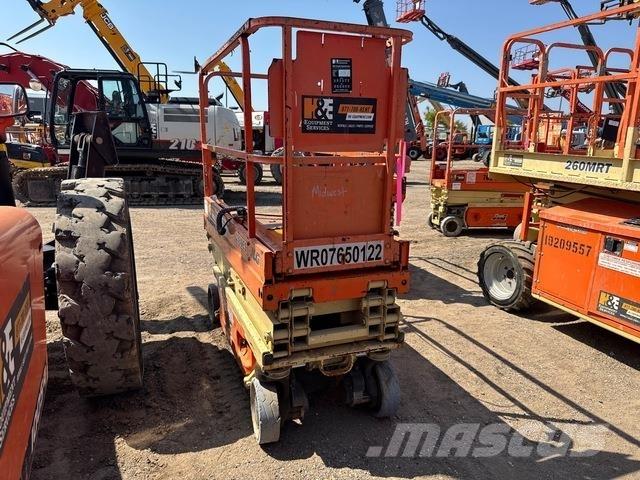 JLG 1930ES Makasli platformlar