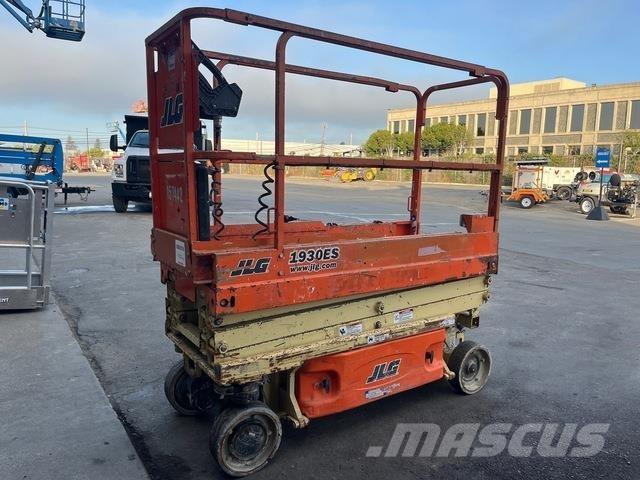 JLG 1930ES Makasli platformlar