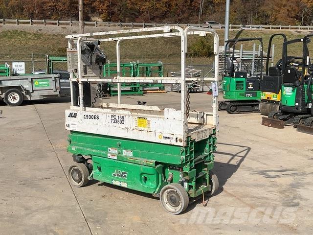 JLG 1930ES Makasli platformlar