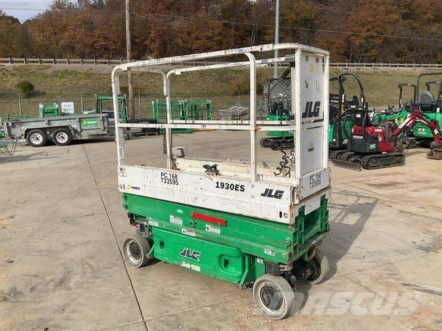 JLG 1930ES Makasli platformlar