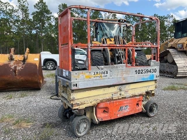 JLG 1930ES Makasli platformlar