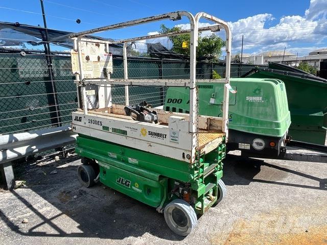 JLG 1930ES Makasli platformlar