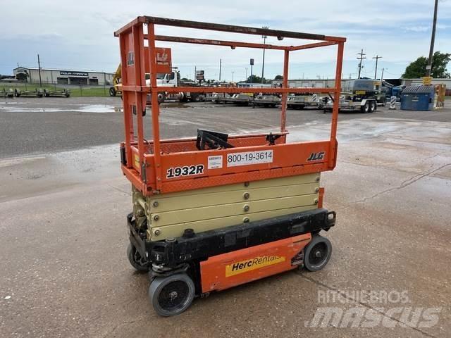 JLG 1932R Makasli platformlar