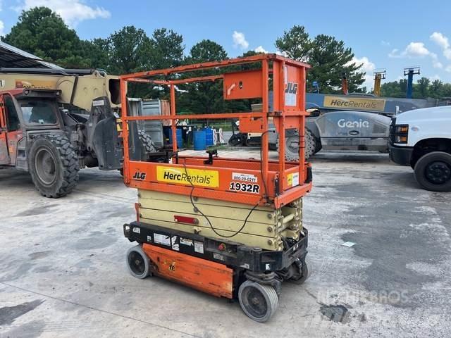 JLG 1932R Makasli platformlar