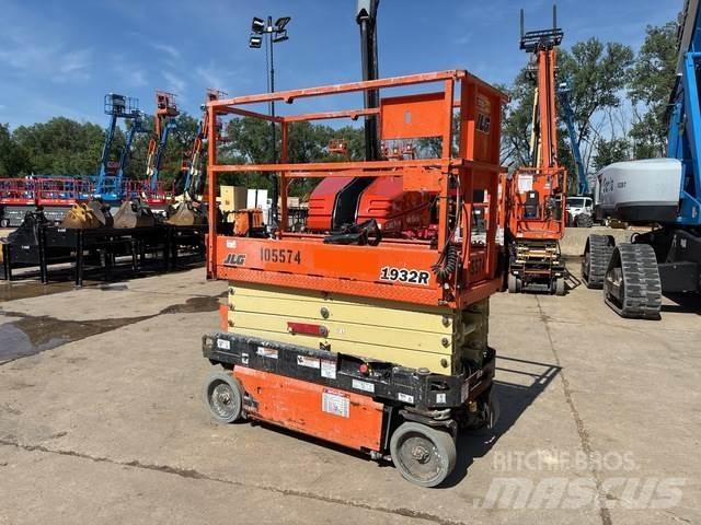 JLG 1932R Makasli platformlar