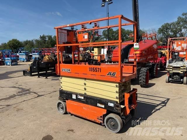 JLG 1932R Makasli platformlar