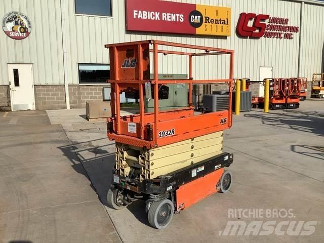 JLG 1932R Makasli platformlar