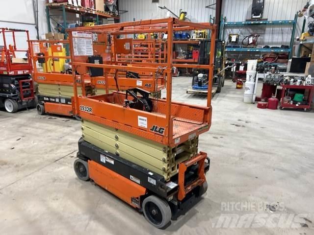 JLG 1932R Makasli platformlar
