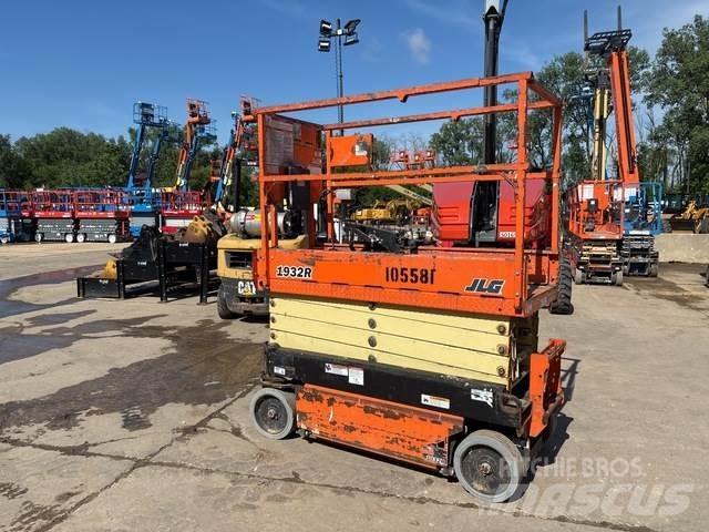 JLG 1932R Makasli platformlar