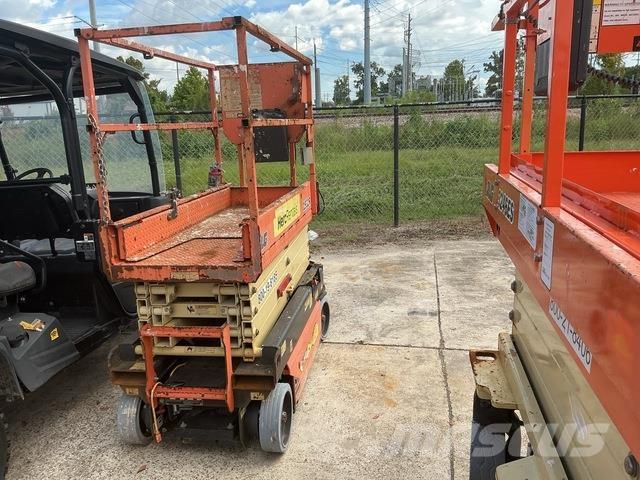 JLG 1932R Makasli platformlar