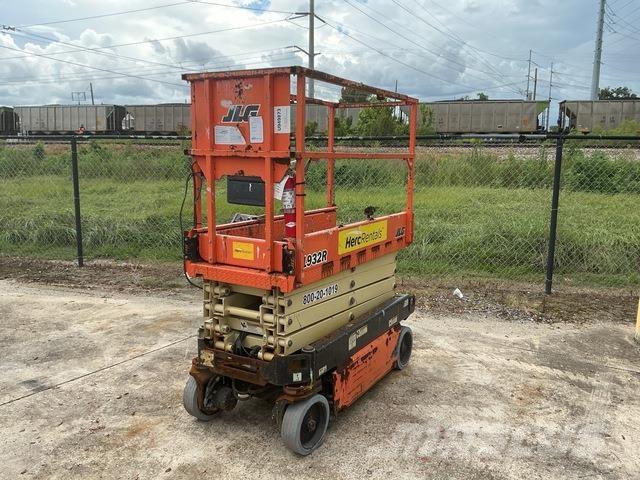 JLG 1932R Makasli platformlar