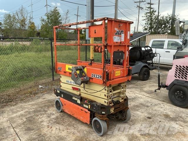 JLG 1932R Makasli platformlar