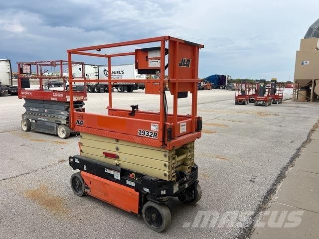 JLG 1932R Makasli platformlar