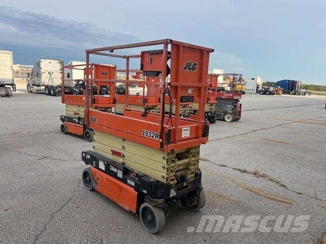 JLG 1932R Makasli platformlar