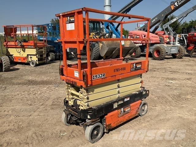 JLG 1932R Makasli platformlar