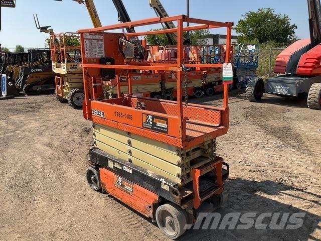 JLG 1932R Makasli platformlar