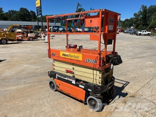 JLG 1932R Makasli platformlar