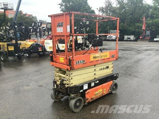 JLG 1932R Makasli platformlar