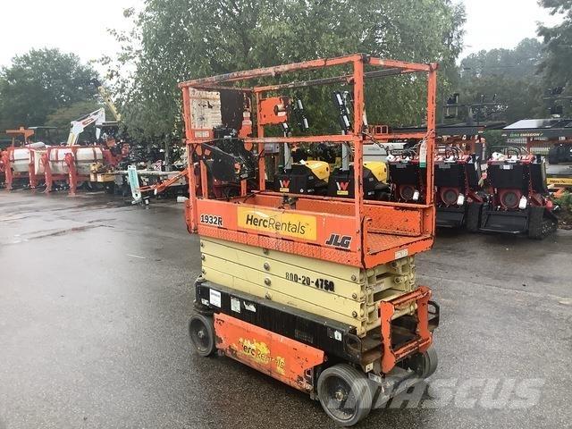 JLG 1932R Makasli platformlar