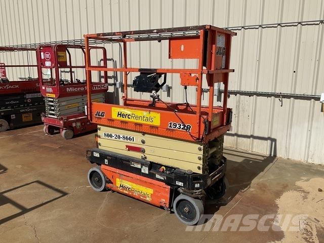 JLG 1932R Makasli platformlar