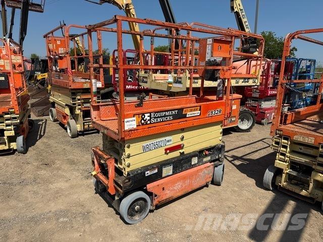 JLG 1932R Makasli platformlar
