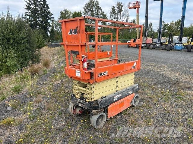 JLG 1932R Makasli platformlar