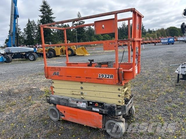 JLG 1932R Makasli platformlar