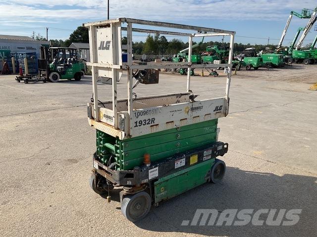 JLG 1932R Makasli platformlar
