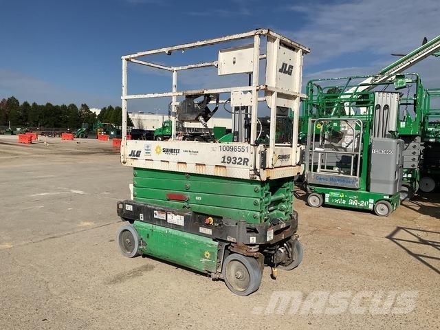 JLG 1932R Makasli platformlar