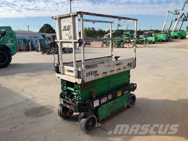 JLG 1932R Makasli platformlar