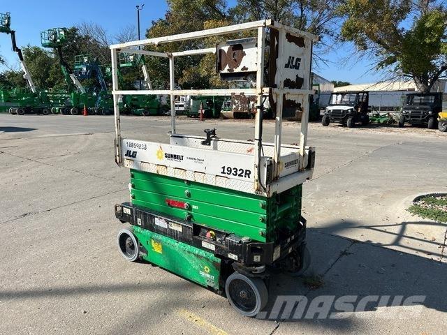 JLG 1932R Makasli platformlar