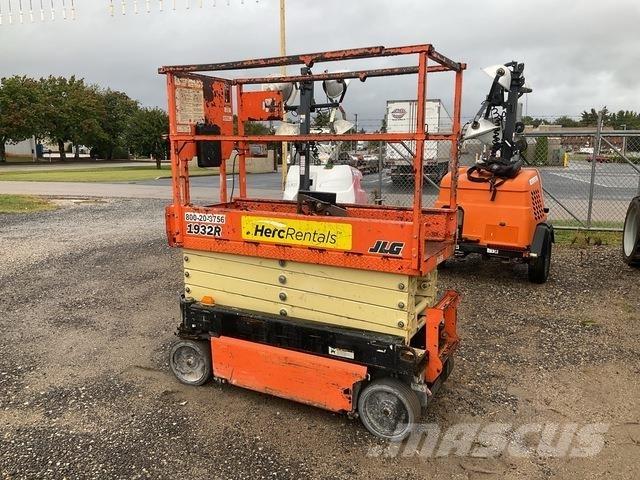 JLG 1932R Makasli platformlar