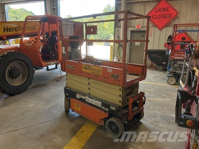 JLG 1932R Makasli platformlar