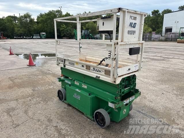 JLG 1932RS Makasli platformlar